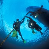3 dykkere ved sikkerhetsstopp, 25.01.04.tif.jpg